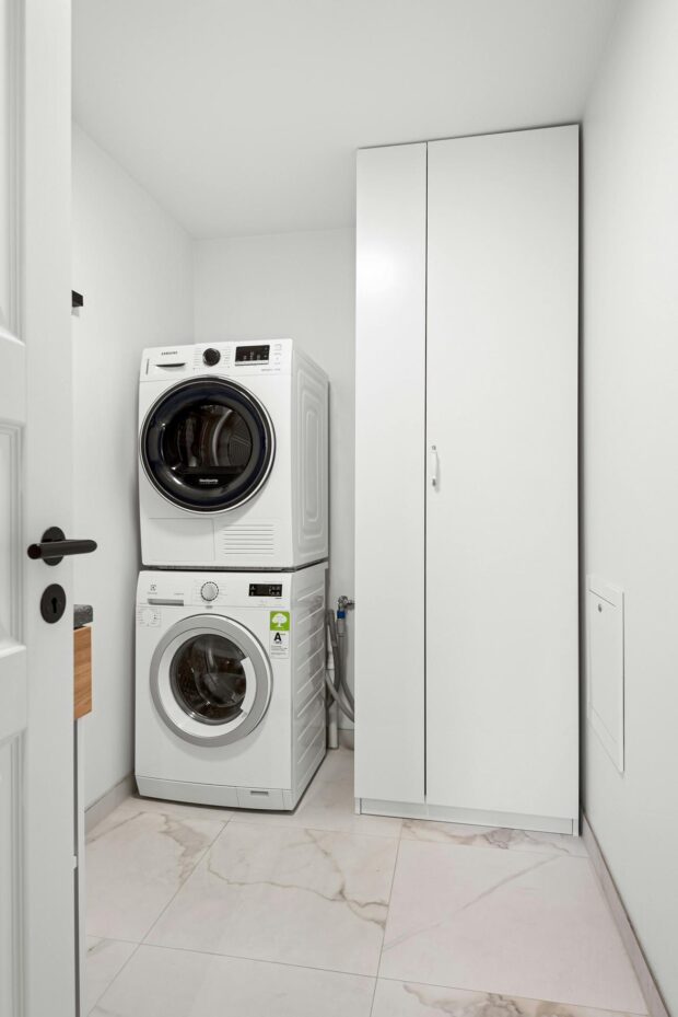 A Máquina de Lavar Ideal: Dicas de Escolha e Integração no Design da Sua Lavanderia