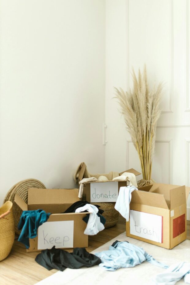 Dicas essenciais para manter a casa limpa e organizada com decoração aconchegante