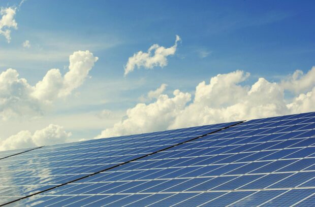 Aquecimento solar: Como transformar sua casa em um exemplo de sustentabilidade e conforto residencial.